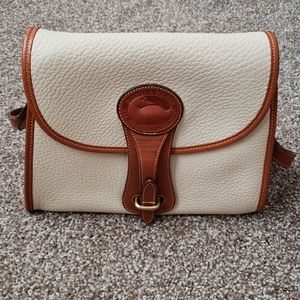 Dooney & Bourke Bag